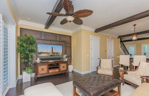 Riverfacing Townhome in The Village at New Smyrna Marina - 19 Old Feger - Foto 7