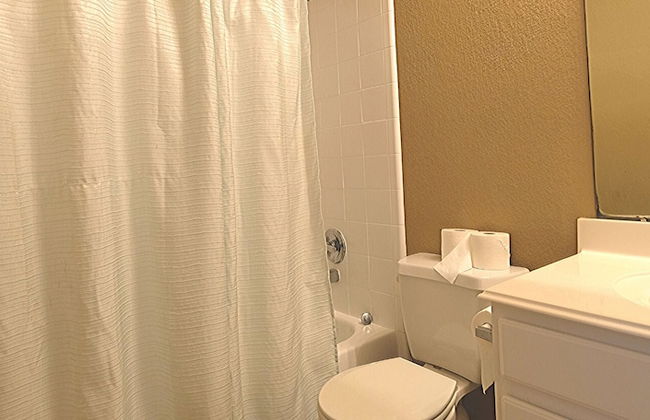 6Bdrm 4.5Bath 8Beds - HOME BIG AS TEXAS - Foto 28