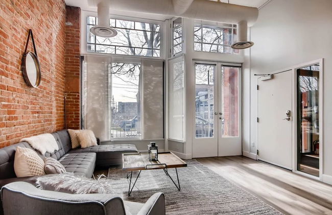 Industrial Design Flat Historic Loft Heart of Lohi - Foto 6