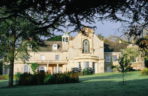 Epiphany House - Photo 2