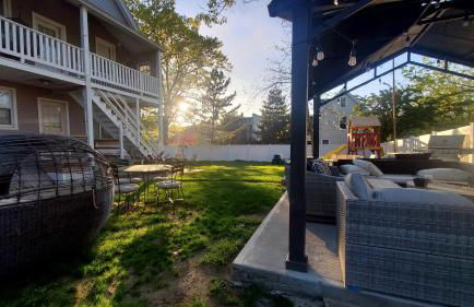 Sunny & Spacious 2BD 1BA WFH Apt-Huge Yard & Patio - Foto 46