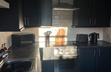 5 Roslin Place- 2 Bed Apartment - Photo 5