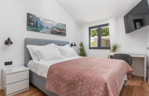 Villa Florinda with Pool and Prime Location near Split - Photo 33