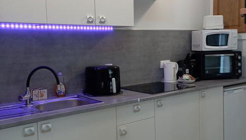 Cottage cosy en pierres à 25 mn de la côte de Granit rose - Foto 5, toaster