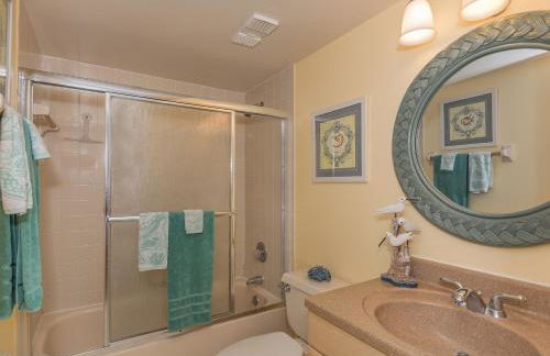 Spectacular Beachfront Views from this Tastefully Decorated Condo ~ PH5B Palm House - Foto 18