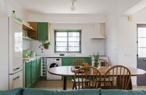 Green Breeze Escape by Lisbeyond - Photo 23