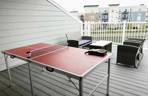 Warrenville Retreat 4BR 3 Bath Townhouse - WV2 - Foto 5