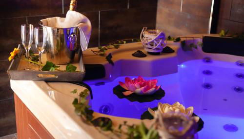 Charming House in Laroya + Jacuzzi - Foto 4