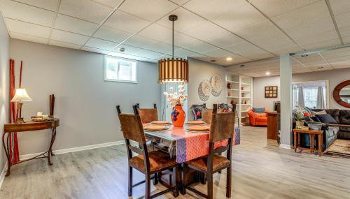 Spacious Yard and BBQ Chic Escape in Lawrenceville! - Foto 3