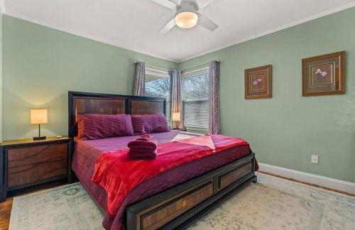 Serenity Views Retreat - Close to City and Parkway! - Foto 19