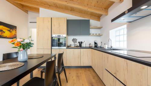 [Dimora Elysium] Vicino F1/ Ospedale San Gerardo - Foto 3, stove, dishwasher, pet friendly, minibar