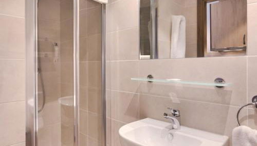 Livensa Living Studios Bilbao - Foto 4, Shower