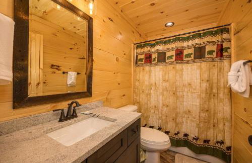 Happy Hideout, country livin with great mountain views, hot tub, arcades, fire pit, pets ok with fee - Foto 13