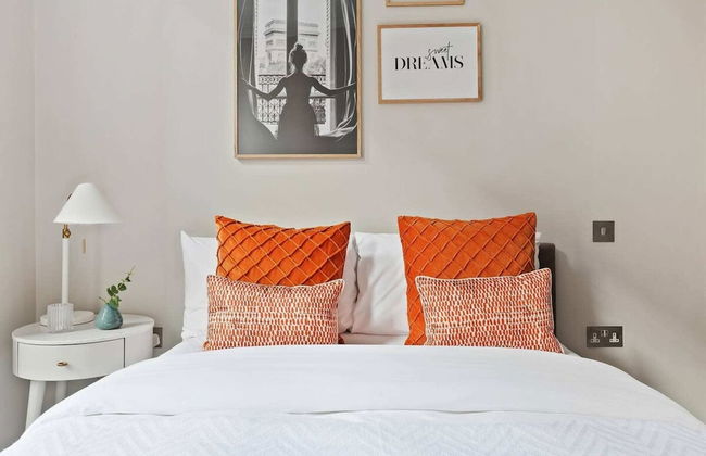 Lovely 2 Bed near Covent Garden & Tube - Photo 3