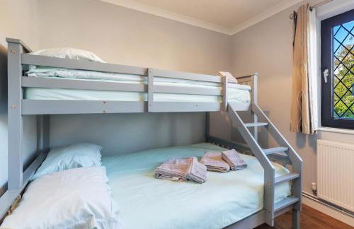 Hazelglade Cottage - Hot Tub, Games Room, Pet Friendly - Photo 22