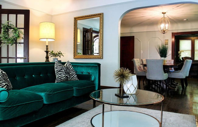 Glamorous Green Beauty in the Heart of University District 15min to Downtown - Foto 8