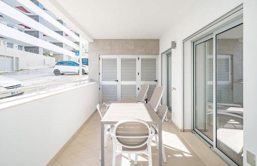 Lagos Modern 2 With Pool by Homing - Foto 16