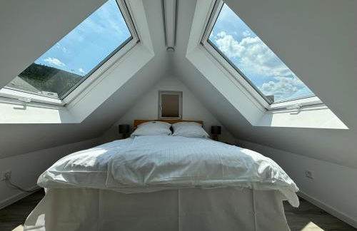 Alte Apotheke - Moderne Wohnung mit Dachgeschoss - Photo 1