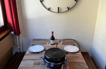 Appartement T2 ambiance chalet centre village proche des commerces et des pistes WIFI - Foto 5