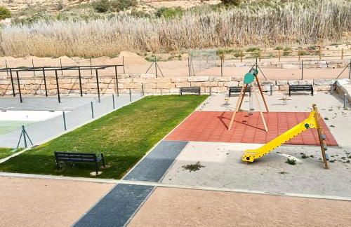 Precioso Piso Monzón Terraza, PARKING,PISCINA,zona de juegos - Photo 43