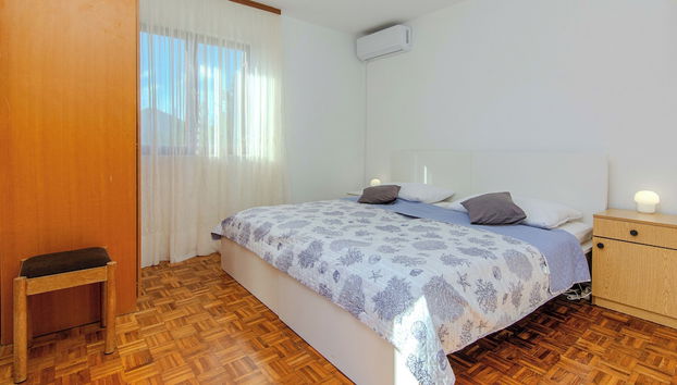 Apartments Kurta - Foto 4, Habitación