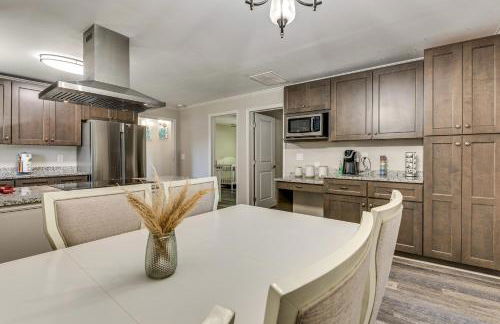 Steps to Playground Family Home in Douglasville! - Foto 8