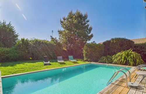 Piscine chauffée - 750m plage - 4 adultes - 4 enfants - Foto 8