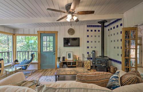 Loch Lomond Cabin with Hot Tub, Near Wineries! - Foto 3