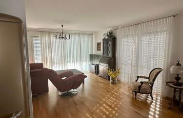 Bright city apartment with a terrace - Foto 9