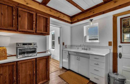 Where We Roam Log Cabin with Mountain Views - Foto 9