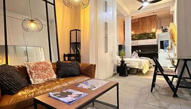 Bonito apartamento al lado del centro de Málaga con Parking gratis - Foto 2