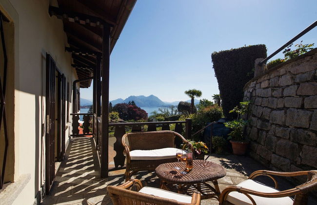 The Cottage on the Lake - Photo 22