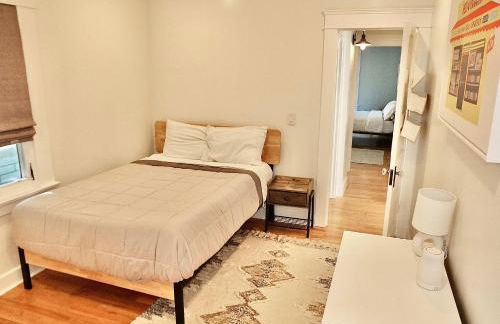 Beach City Craftsman - Walk to Beach - Foto 60