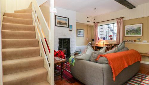 Yew Tree Cottage - Photo 4