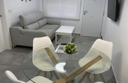 Piso de lujo en primera linea de playa y garaje - Photo 10