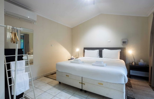 Studio Granny Flat in Melville With Patio - Photo 2