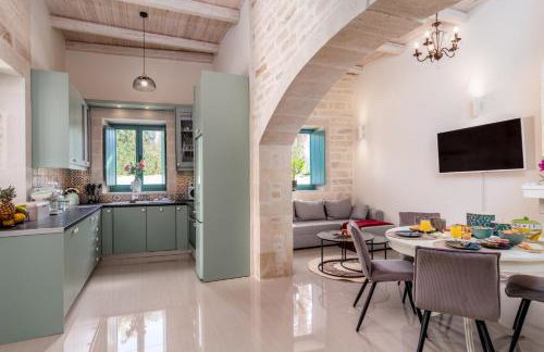 Cozy Secret Home with Jetted Tub - Foto 16