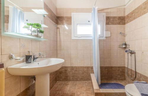 Lovely Maisonette in the village - Photo 23