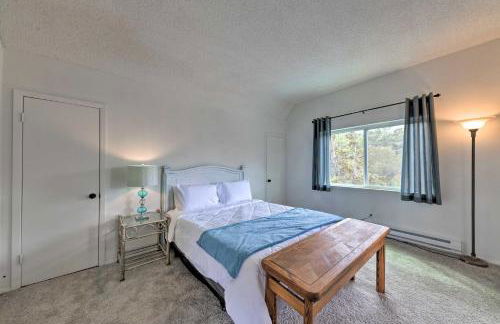 Mtn Escape with Deck and Views - Near Race Track! - Foto 14