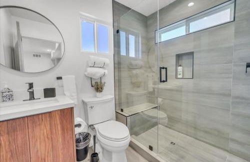 LA Haven Spacious Townhome - Foto 8