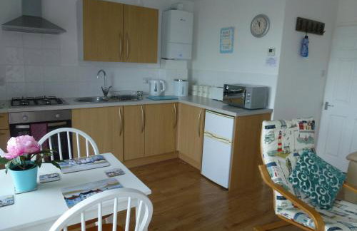 Brambles Chine 209 Self Catering Holiday Home Colwell Bay Isle of Wight - Ferry Offers - Photo 8