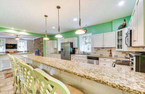 Golf Course On-Site Spacious Hollidaysburg Home! - Foto 8