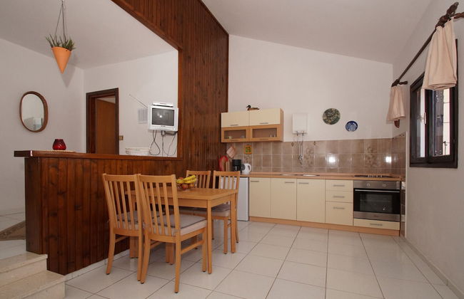 South Island Apartments - Photo 18