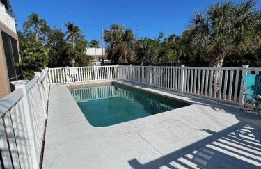 Gorgeous condo with pool view in walking distance to Siesta Key Beaches - Foto 28