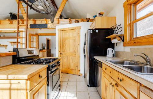 Cabin-Style Ski Home in Minturn with Private Deck - Foto 12