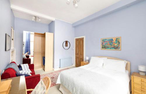 Charming 1-Bedroom Edinburgh City Getaway - Foto 20