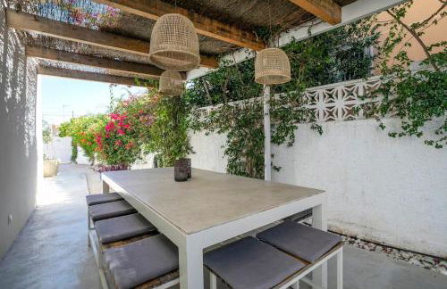 Villa Paloma with private pool, located 350m to the sea and tram station! - Photo 18