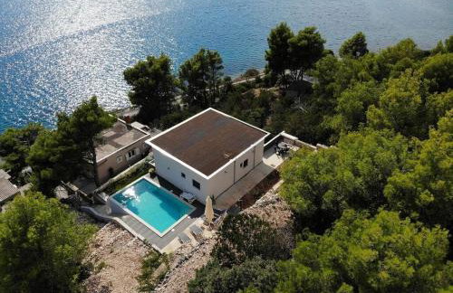 Villa Regina with heated pool and sea view - Photo 25