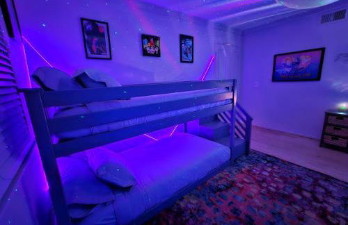 La Jolla Gem with Ocean View - 11 Beds, Hot Tub, Karaoke & Game Den - Foto 72