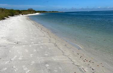 Lover's Key Beach Club by Check-In Vacation Rentals - Photo 19